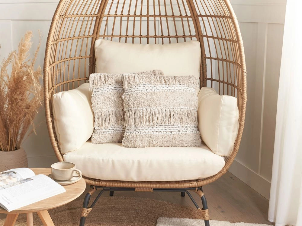 Set di 2 cuscini decorativi motivo a righe beige 45 x 45 cm con nappe Boho Retro Decor accessori