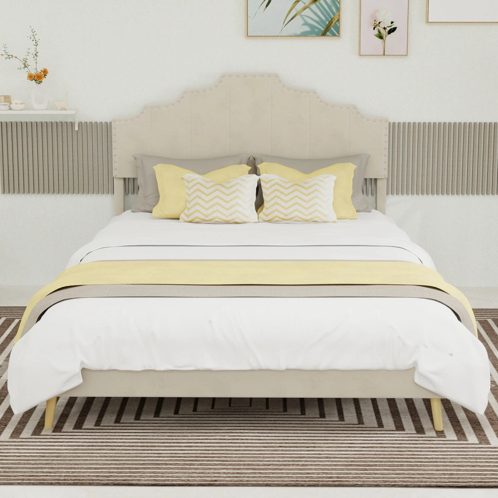 Letto Basso 140 x 200 cm - Testiera Imbottita con Design Geometrico - in Tessuto - Beige