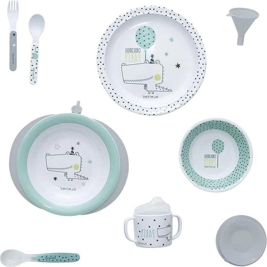 Set di servizio termo con piatti a coperchio, becher termo, cucchiaio, forchetta, coperchio becher, tazza da infusione, imbuto, beccuccio.