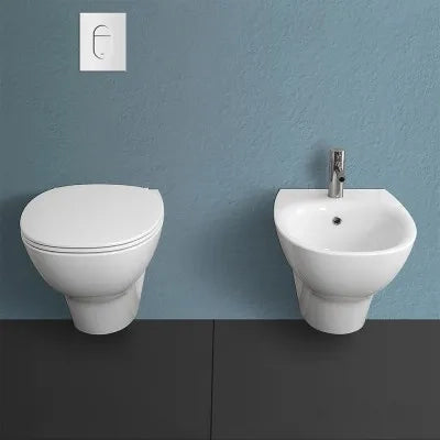 Sanitari sospesi Rimless Morning scarico a parete e sedile originale