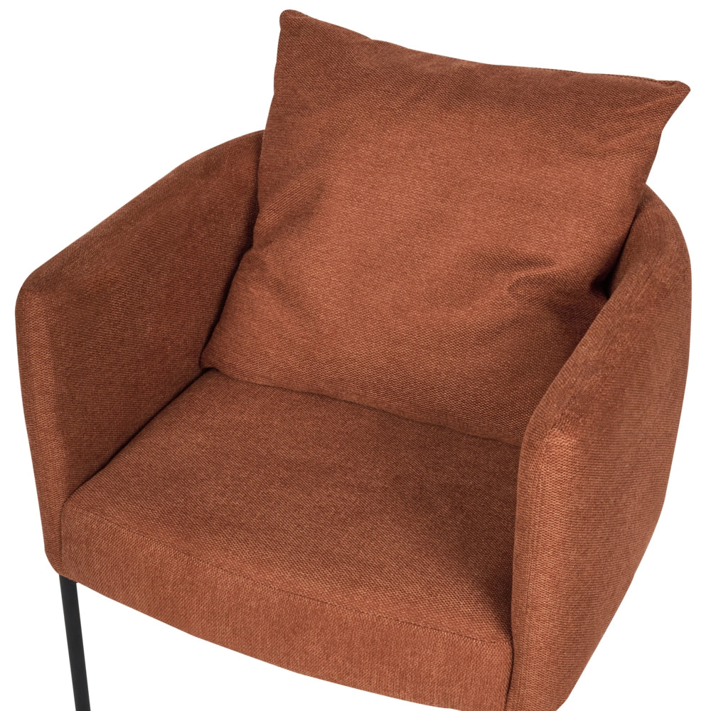 Poltrona in lino sintetico arancione con cuscino gambe in ferro nero stile retrò elegante