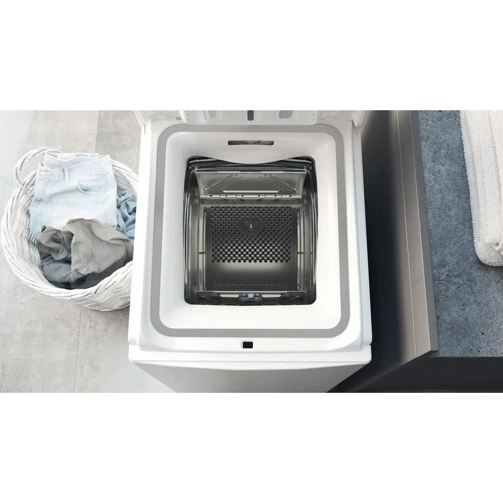 Hotpoint WMTF624UIT Lavatrice Carica dall'Alto Slim 6 Kg 1200 rpm Classe C Anti Macchia 16 programmi (90x40x60 cm) colore Bianco