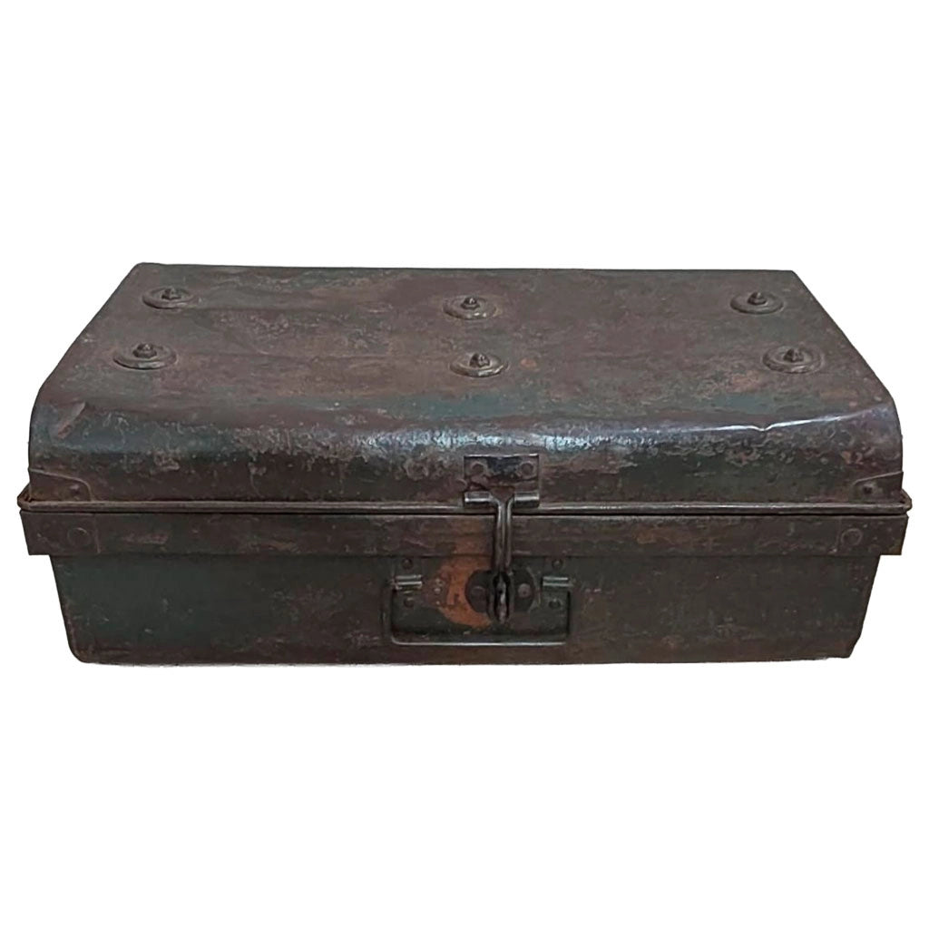 Valigia artigianale in metallo, 67x37x25h cm
