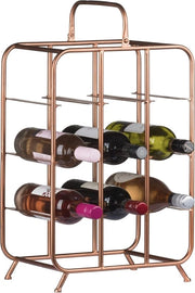 Nove fusti di vino in un contenitore di rame industriale ispirato, libero da quattro lati, 9 fusti di stoccaggio, contenitore di rame metallico che contiene 9 fusti, finitura di rame che tiene anche fusti di champagne e prosecco.