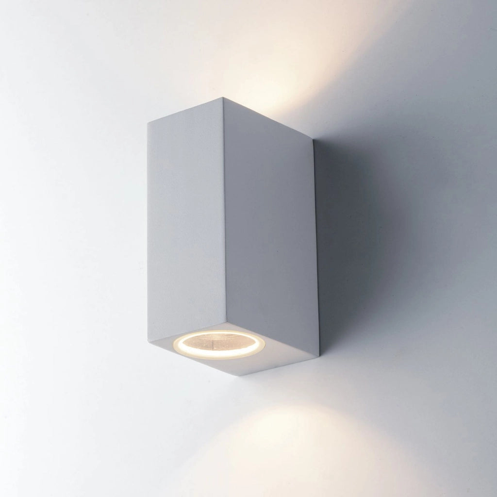 APPLIQUE BIEMISSIONE QUBO BIANCA 2 LUCI ATTACCO GU10 IP54 6,7X9,3X15,1CM