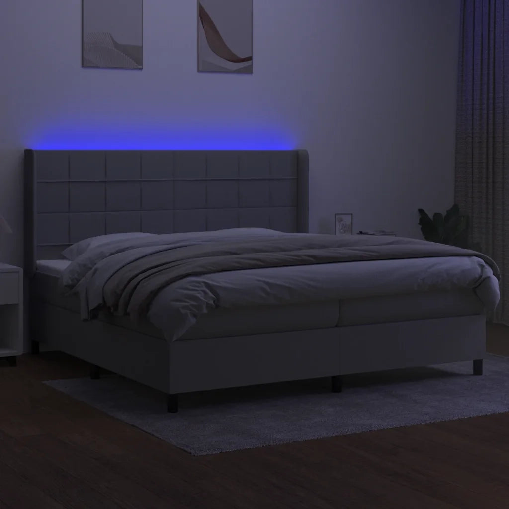 Letto a Molle Materasso e LED Grigio Chiaro 200x200 cm Tessuto 3138341