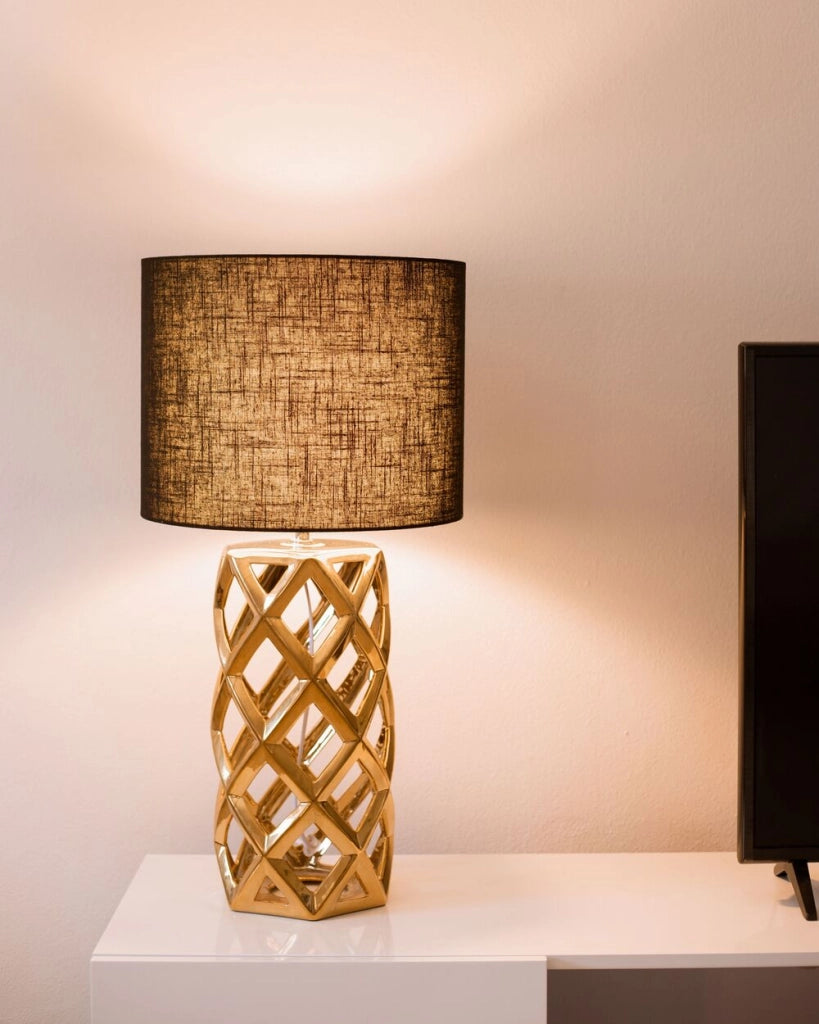 Lampada da Tavolo Base Dorata con Paralume Tamburo di colore ero abat jour  design moderno