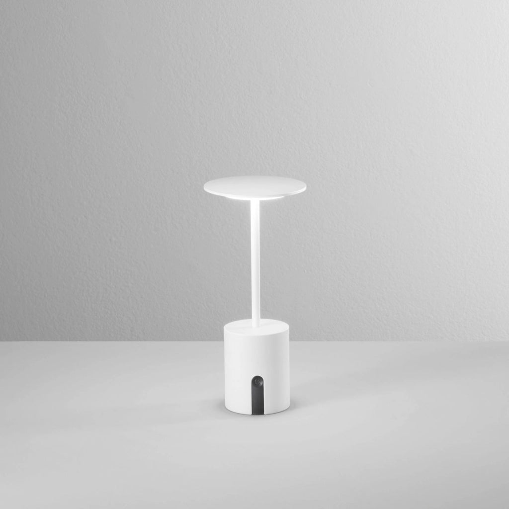 LAMPADA DA TAVOLO RICARICABILE LED LIBERTY BIANCA 2W 300LM 3000K DIMMERABILE IP44 10X22CM