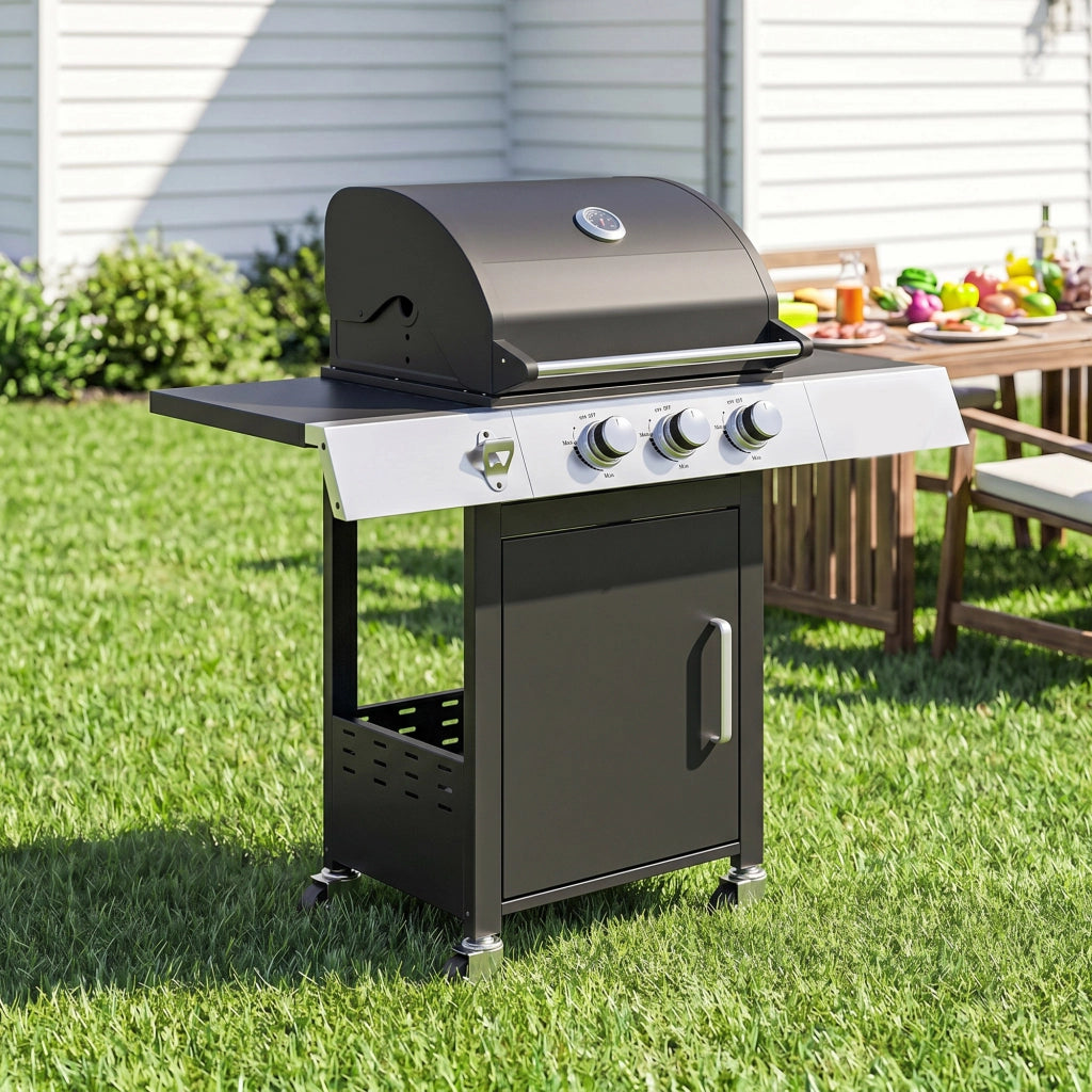 Barbecue a Gas 3 Bruciatori ¨C Xylo ¨C 8,1 kW Termometro Griglie Ripiani Laterali Ante Ruote 109x50x109 cm Nero