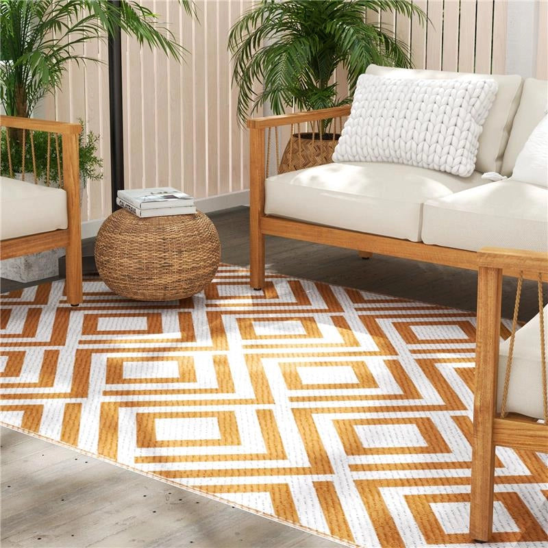 TAPPETO ESTERNO PER BALCONE E TERRAZZA REVERSIBILE CON FANTASIA GEOMETRICA 182X274 CM MARRONE E BIANCO