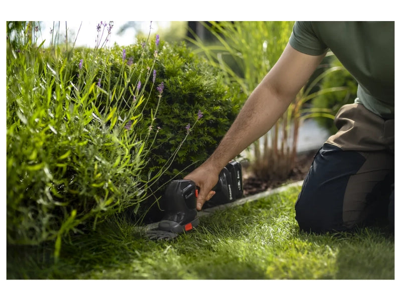 Forbice per erba Husqvarna Aspire S20-P4A con batteria e caricabatterie inclusi