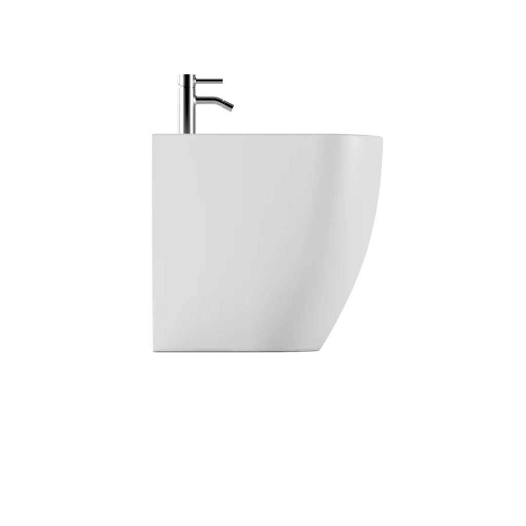 Coppia Di Sanitari Alice Ceramica Da Terra Filo Muro Senza Brida Bianco Lucido "Form"