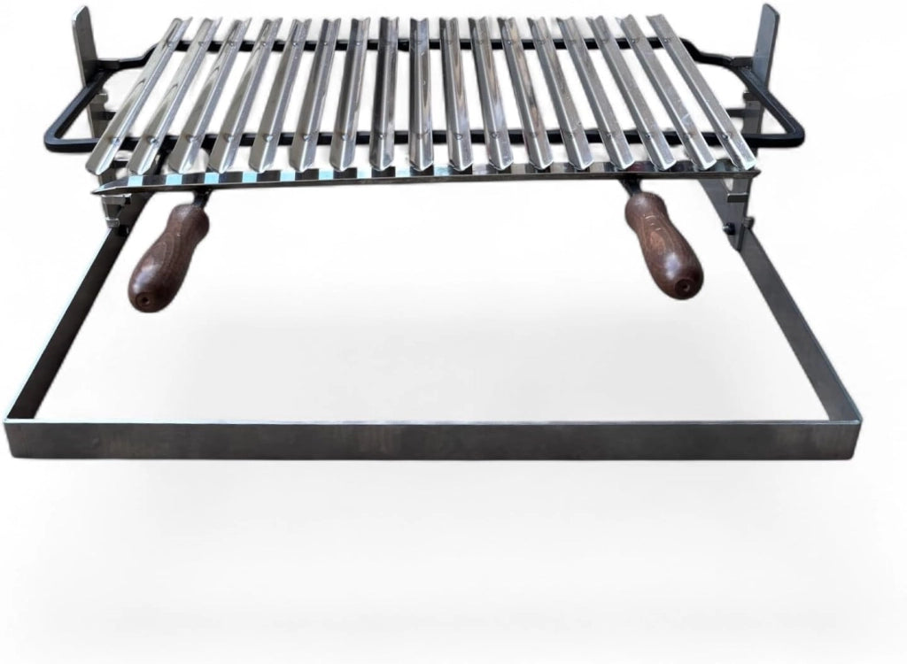Griglia per Barbecue in Acciaio Inox, Sistema Scolagrassi, Manici in Legno, Base in Ferro Regolabile su 3 Altezze 70x45cm, Superficie di Cottura 54cm