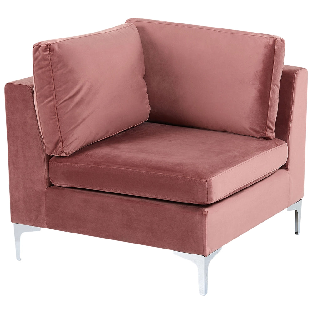 Divano componibile ad angolo versione sinistra in velluto rosa 6 posti a forma di L con gambe in metallo argento stile glamour