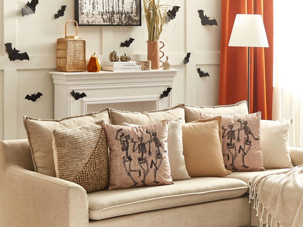Set di 2 cuscini decorativi motivo scheletro in velluto bianco sporco 45 x 45 cm quadrati moderni accessori per la decorazione di Halloween