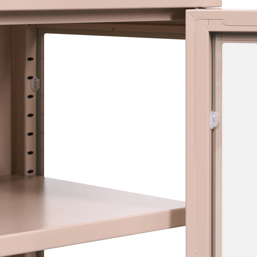 Credenza in acciaio con vetro temperato a 3 ante e ripiani regolabili beige arredi per il soggiorno dal design moderno.