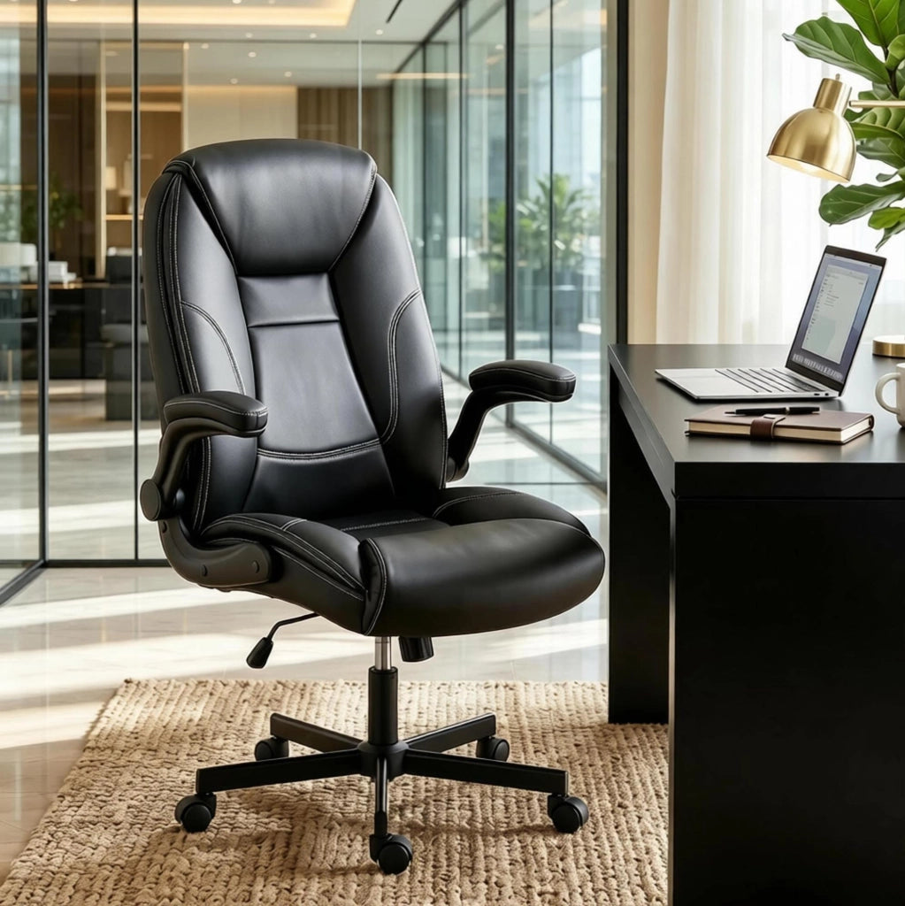 Sedia da ufficio ergonomica con braccioli ribaltabili, altezza regolabile e schienale reclinabile