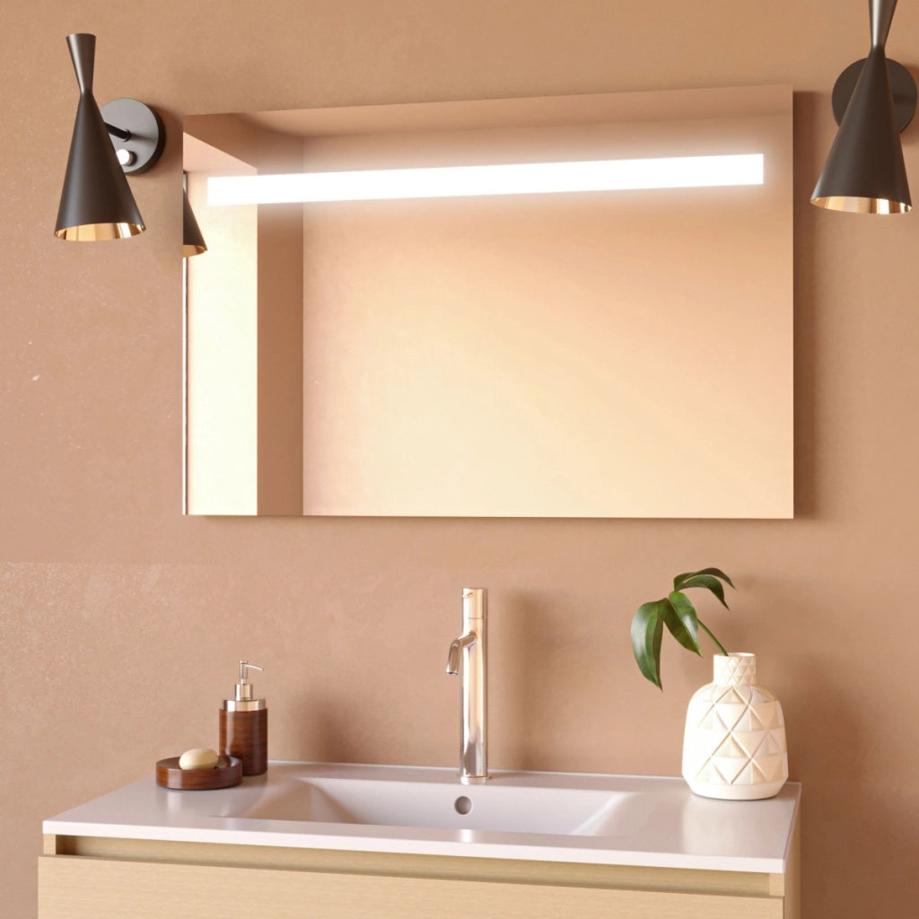Specchio da bagno retroilluminato strip led geigor, misura 90x60