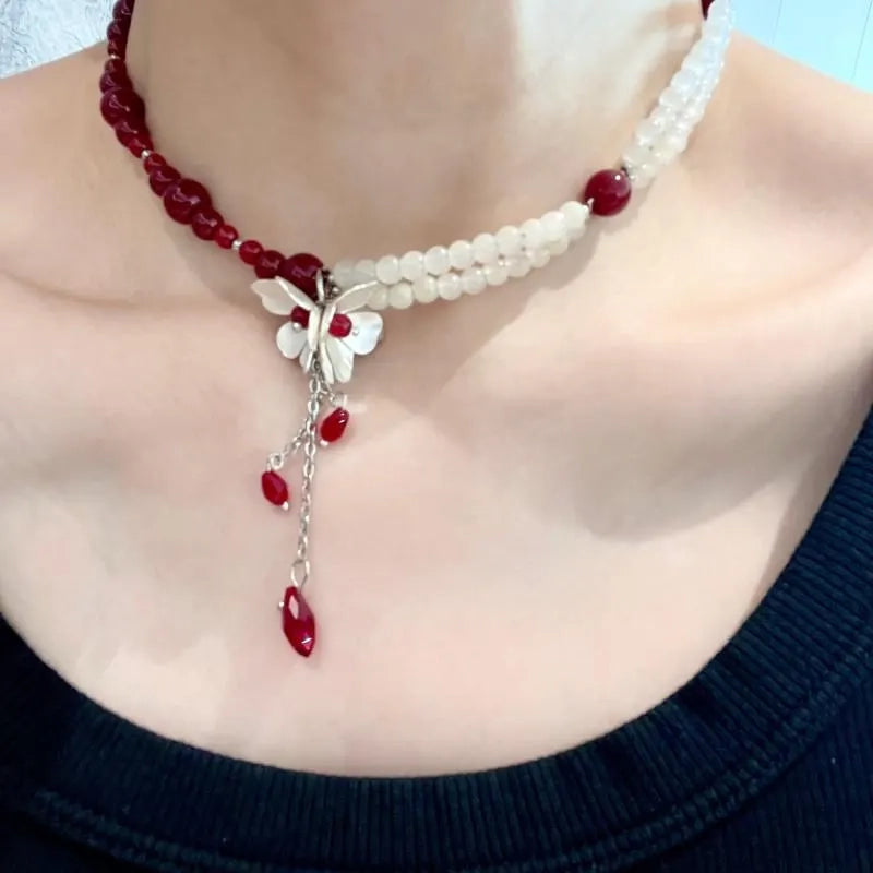 Collana con nappa di fiori di cristallo fatta a mano: gioiello a doppio strato con perline