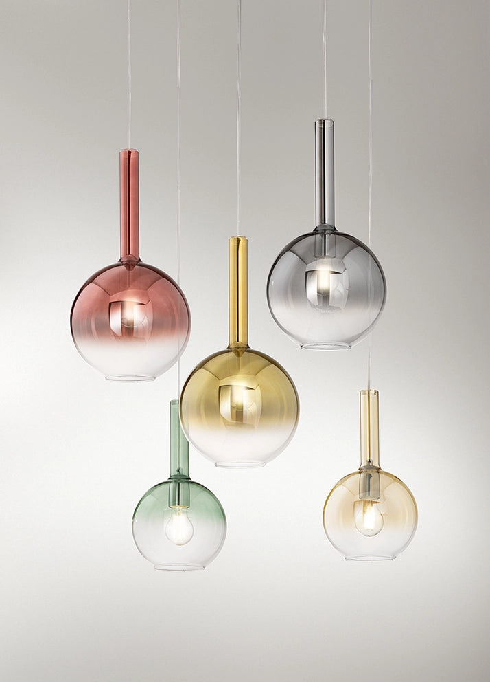 Sospensione in vetro borosilicato fumè specchiato 1x40W E27, design moderno con cavo regolabile, ideale per illuminazione d'interni - Perenz