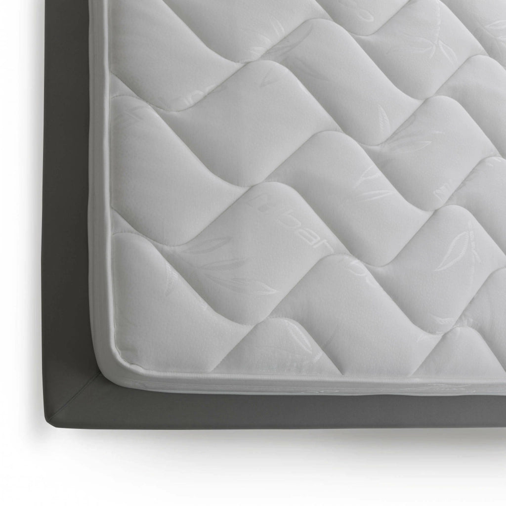 Materasso matrimoniale Anguilla, Materasso sfoderabile in Waterfoam, 100% Made in Italy, Antiacaro e Anallergico, cm 140x190 h19