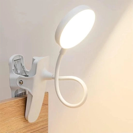 Lampada da parete semplice con clip per cameretta, lampada da tavolo portatile con 3 colori, lampada mini con clip, lampada da tavolo piccola su batterie con clip, lampada da lettura, testata per letto a castello, lampada per il trucco.