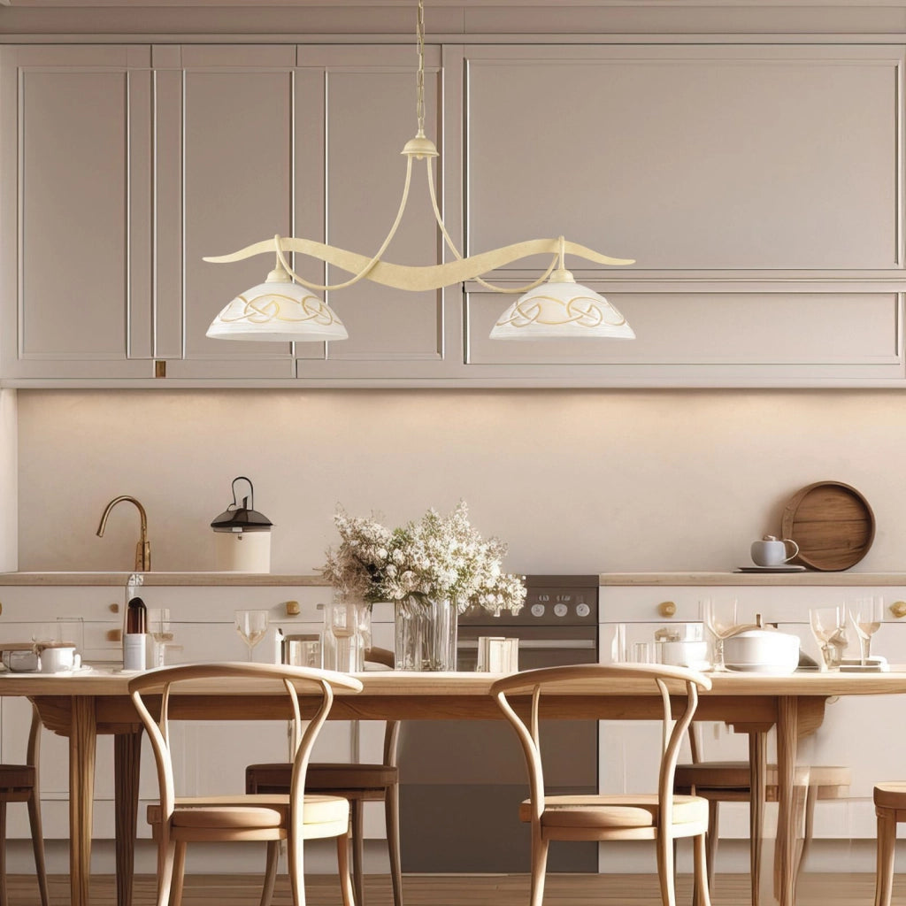 Lampadario in ferro laccato avorio con decorazione effetto decapè e diffusori in vetro diametro 30 bianchi e ambra 2 luci