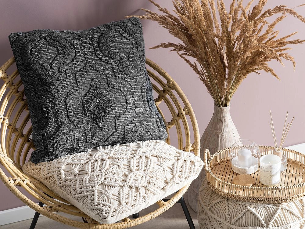 Set di 2 cuscini in cotone grigio scuro 45 x 45 cm ideale per interni