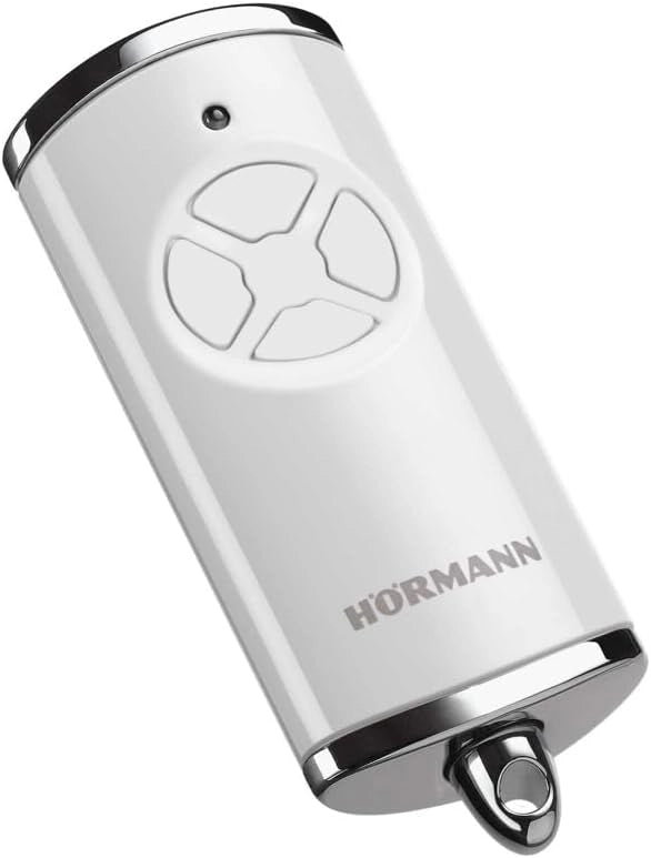 Telecomando Hörmann HSE 4 BS (frequenza 868 MHz, laccato nero, per apriporta da garage con tappi cromati, batterie, dimensioni 28x70x14 mm, con anello portachiavi) 4511561