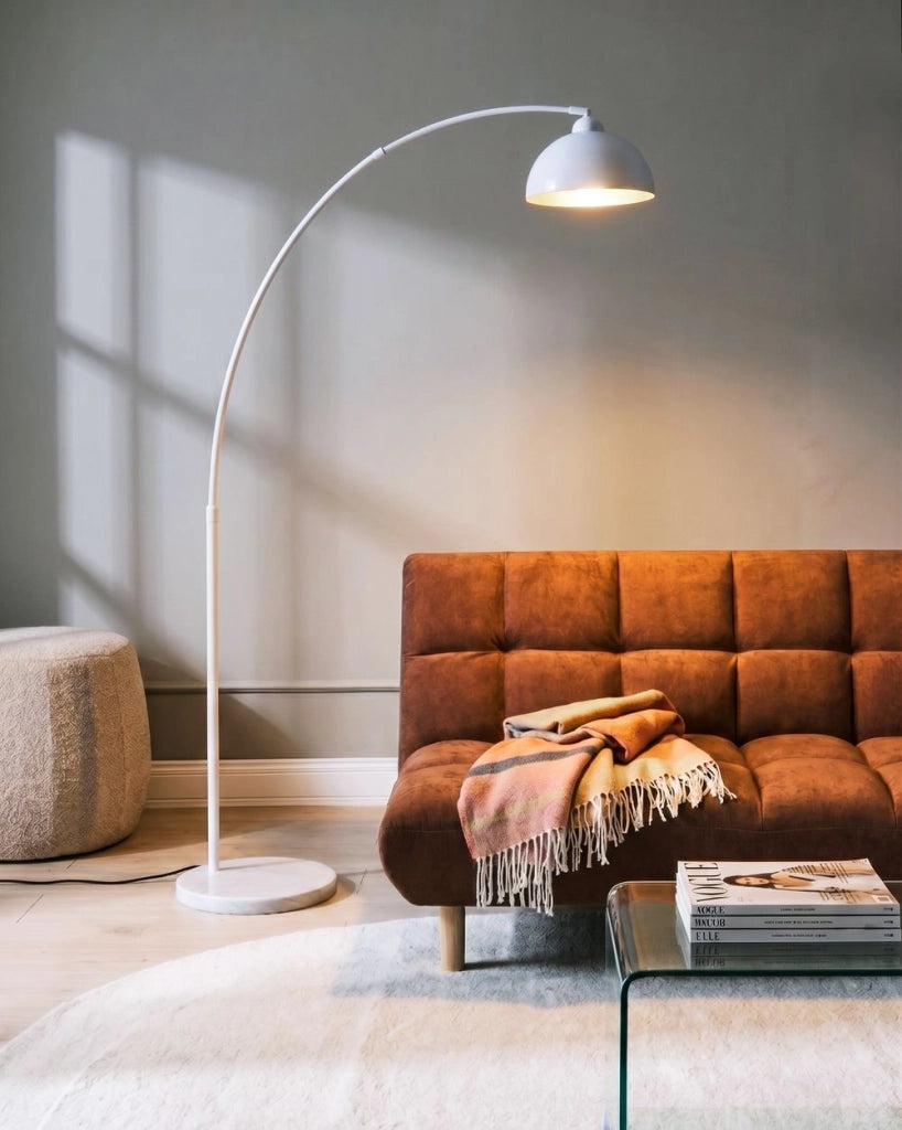 Lampada da terra a braccio struttura in metallo e paralume regolabile bianco in stile moderno per soggiorno e camera da letto