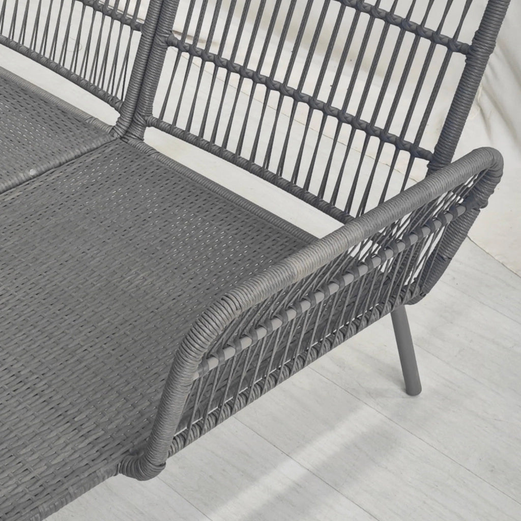 Set da Giardino 3 Pezzi in Stile Boho Divano 2 Posti Chaise Longue e Tavolino in Rattan PE Grigio Chiaro