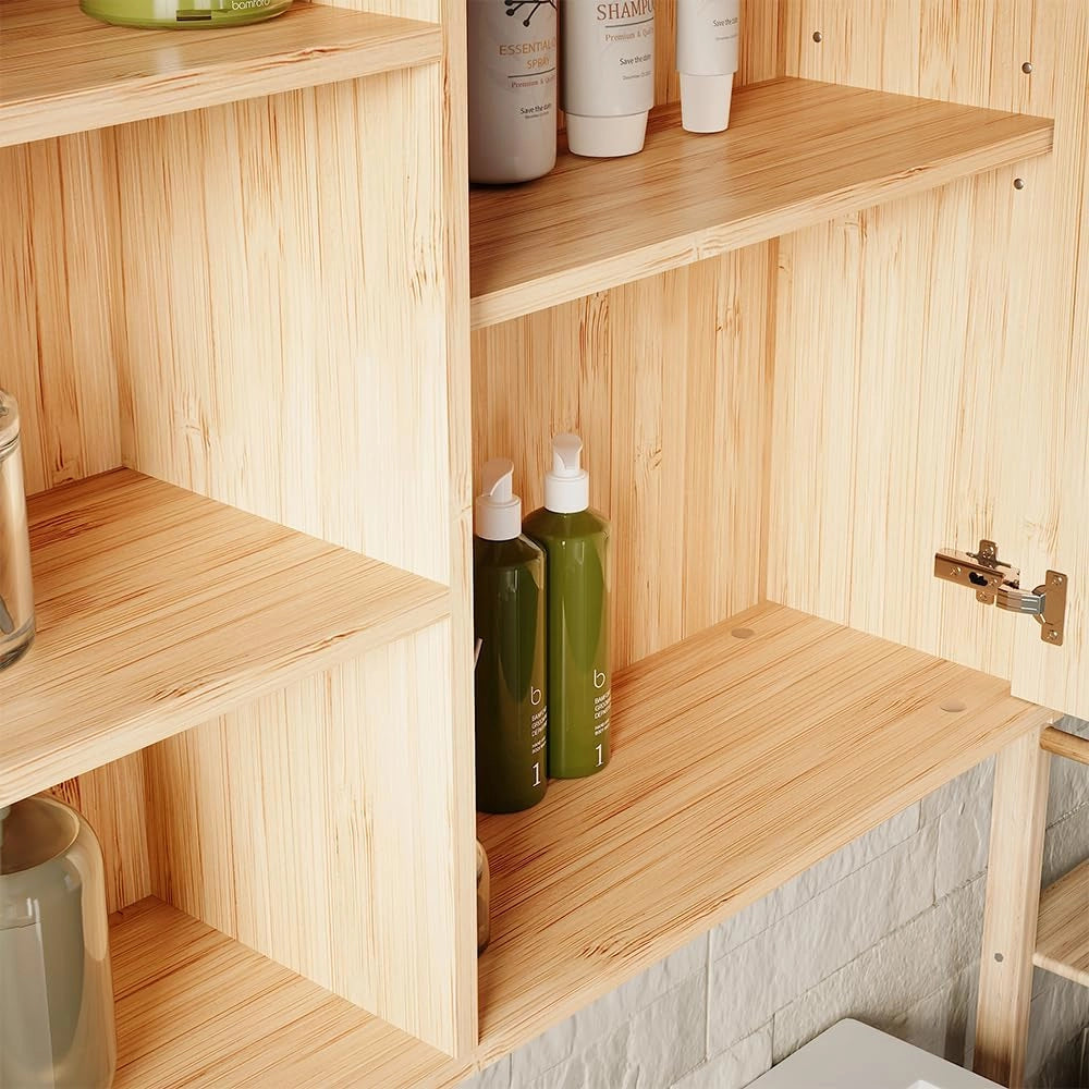 Specchio contenitore bagno Lucie, Bambù, 74 x 60 cm con 3 scomparti aperti, adatto per la conservazione salvaspazio di accessori da bagno