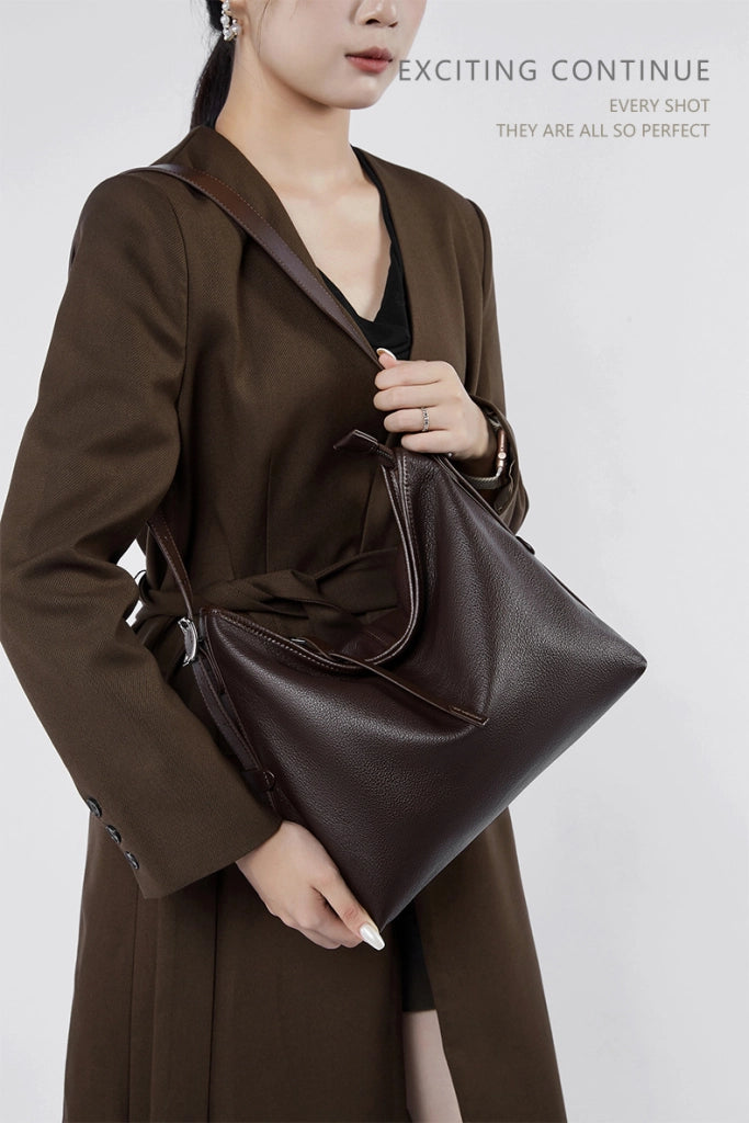 Borsa a mano da donna in vera pelle, colore marrone.