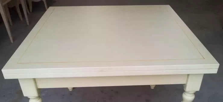 Tavolo a libro in legno laccato avorio-ocra  l.100 p.100 h.80 (1303) - Mobili 2G