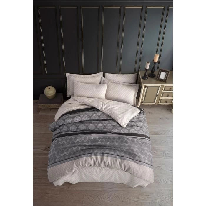 Completo letto - 1 copripiumino 220 x 240 cm + 2 federe 60 x 60 cm - 65% cotone, 35% poliestere - Grigio