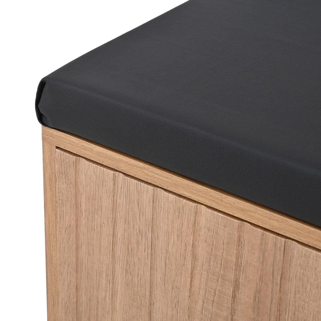Mobile ingresso; Panca portascarpe con 2 Ante; Pannello posteriore con 3 Ganci; Stile Moderno; in Pannello Truciolare; Nero e Naturale; 70??36??146 cm