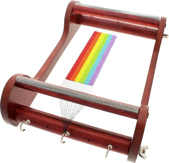 Telaio per lavorazione di perline in legno - 11 pollici x 7 pollici x 3 pollici - inclusa istruzioni per l'assemblaggio - anelli, catenelle, cinture - progetto DIY manuale 

Nota: Ho rimosso il nome del marchio "Beadsmith" come richiesto.