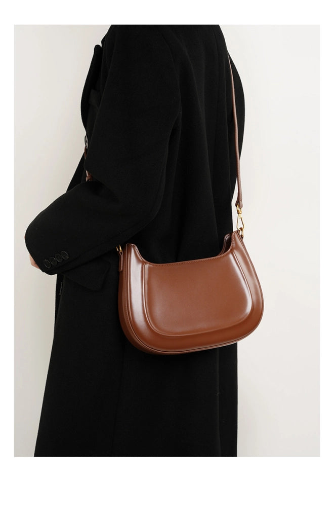 Borsa a tracolla da donna in vera pelle, modello Crescent, alla moda, colore marrone.