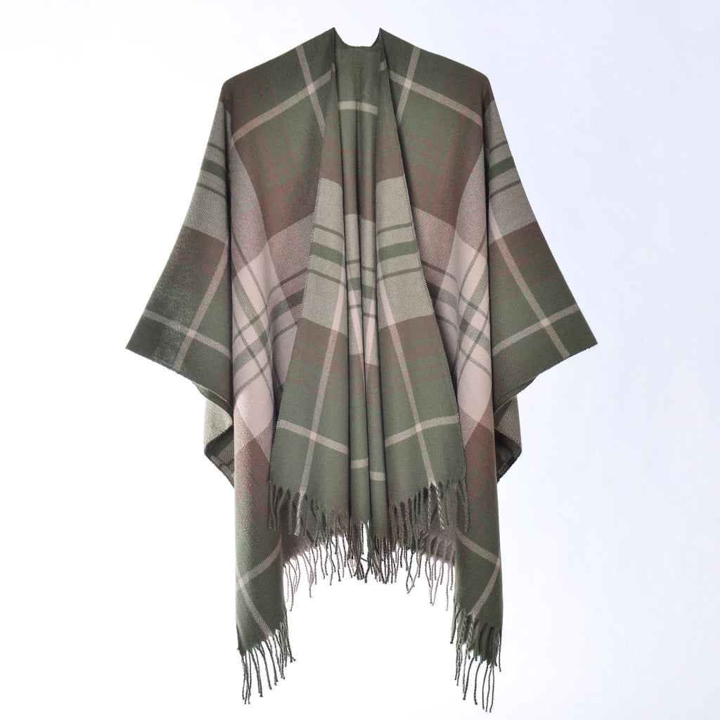 Sciarpa scozzese a quadri con frange, un classico e versatile scialle/mantella da donna con spacchi.