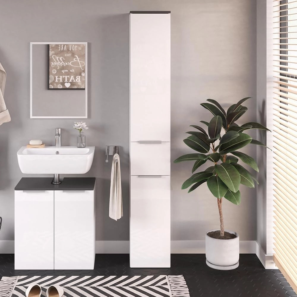 Mobile bagno alto Otis, Bianco lucido, 30 x 190 cm, per la conservazione in bagno abbinabile alla serie Otis