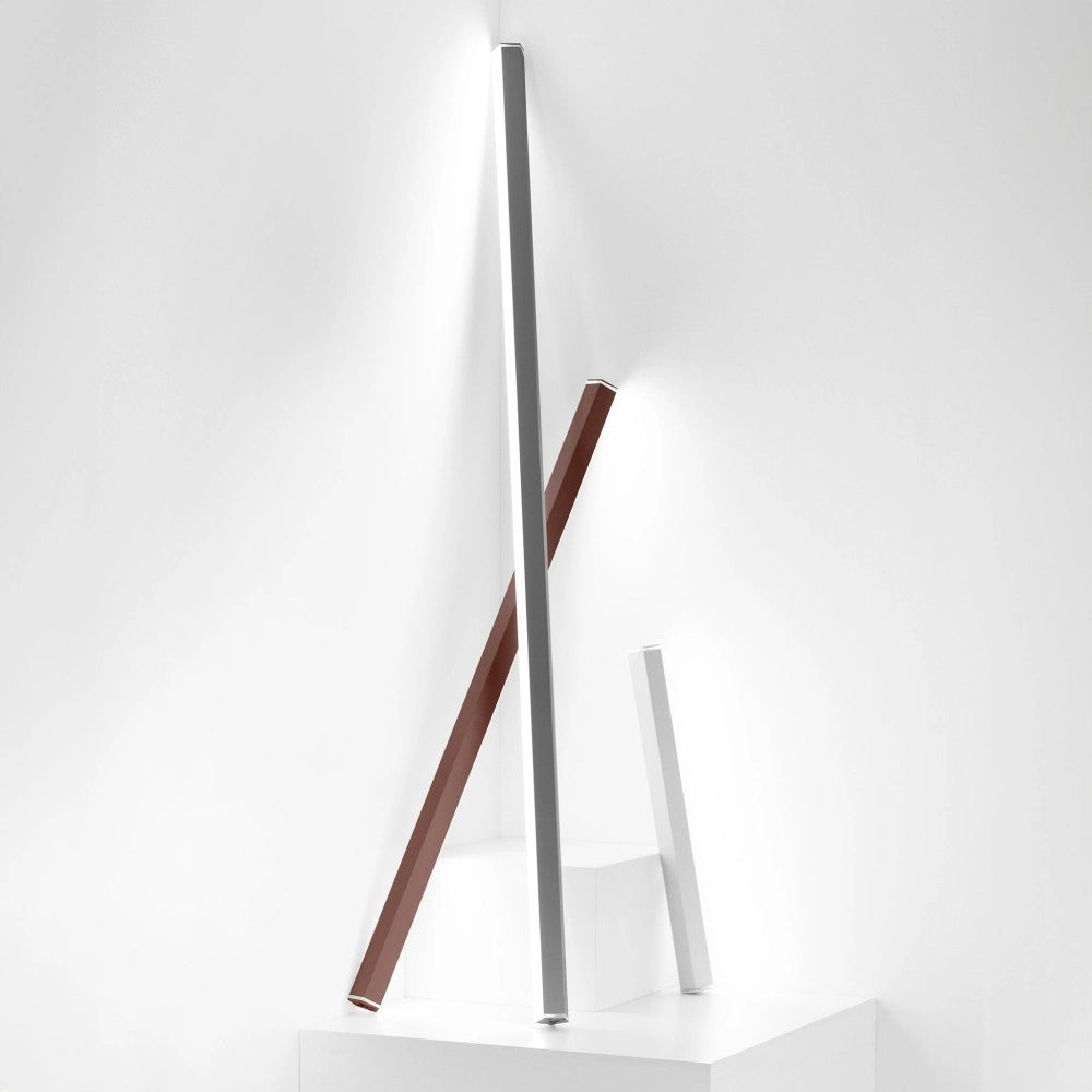 Pencil - Modulo luminoso a batteria Zafferano grande portatile e ricaricabile IP65 dimmer touch - Altezza 146cm Corten