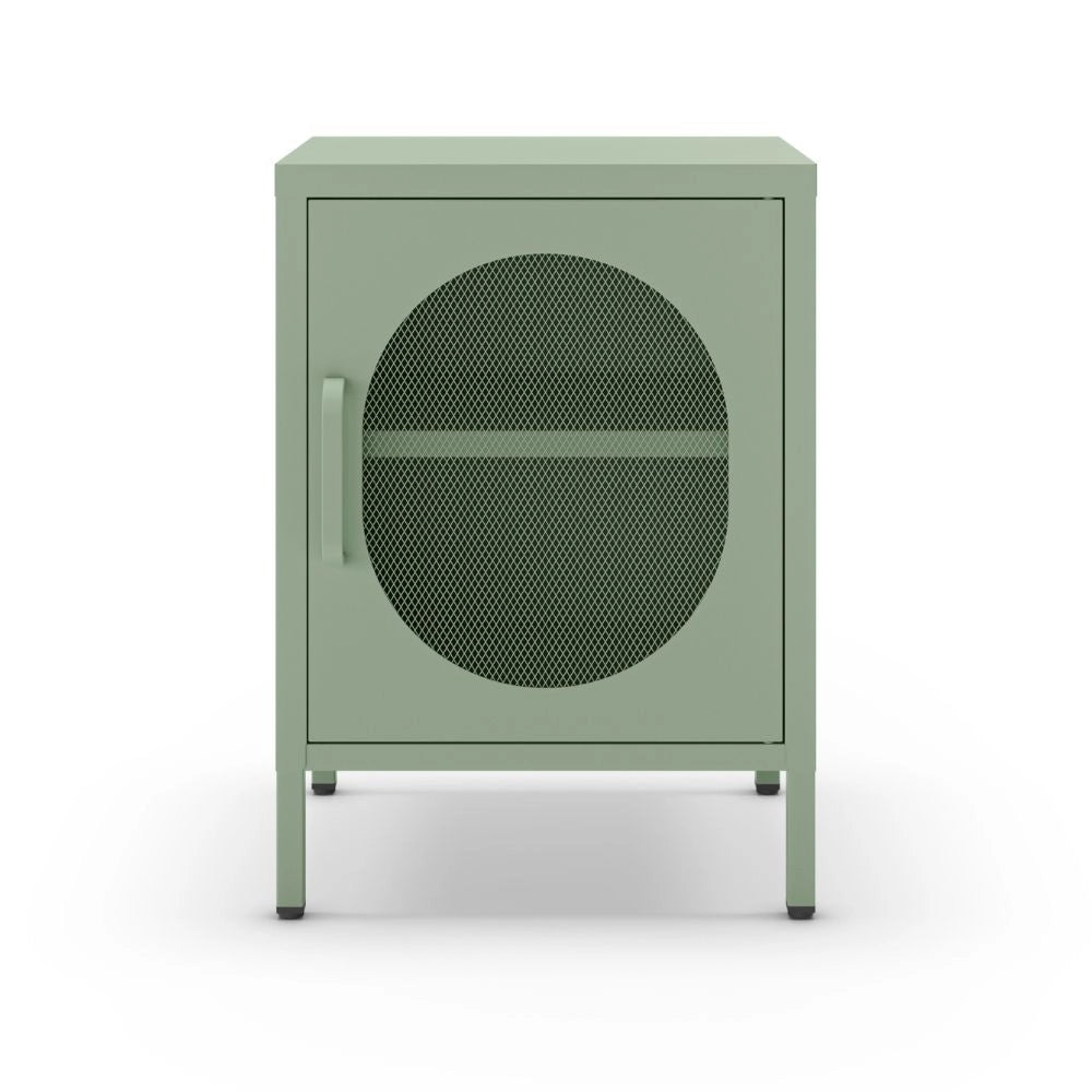Comodino in metallo Diora verde menta con anta reticolata – Design industriale, anima versatile