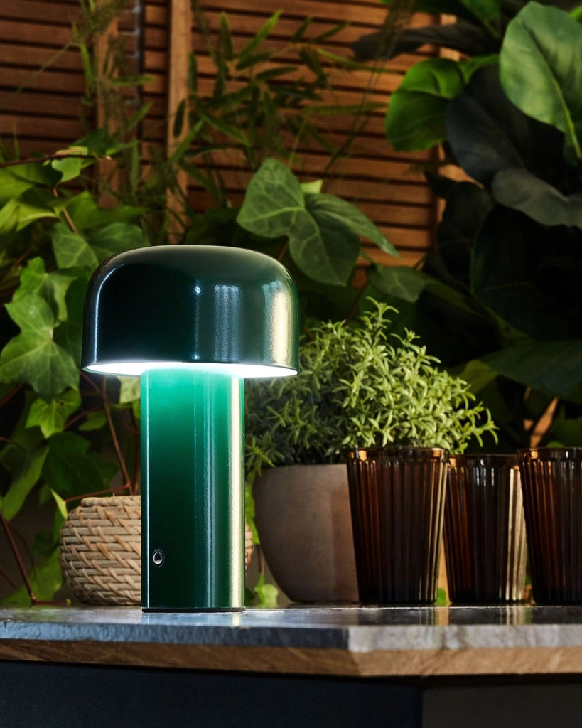Lampada da tavolo senza fili in ferro verde per interni e per esterni