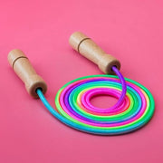 Impacco a Cappio con Maniglie in Legno - Edizione per Bambini con Arcobaleno, Circa 250 cm Incluso Amplificatore Centrale per Ragazzi e Ragazze - Impacco da Balzo per Principianti e Avanzati