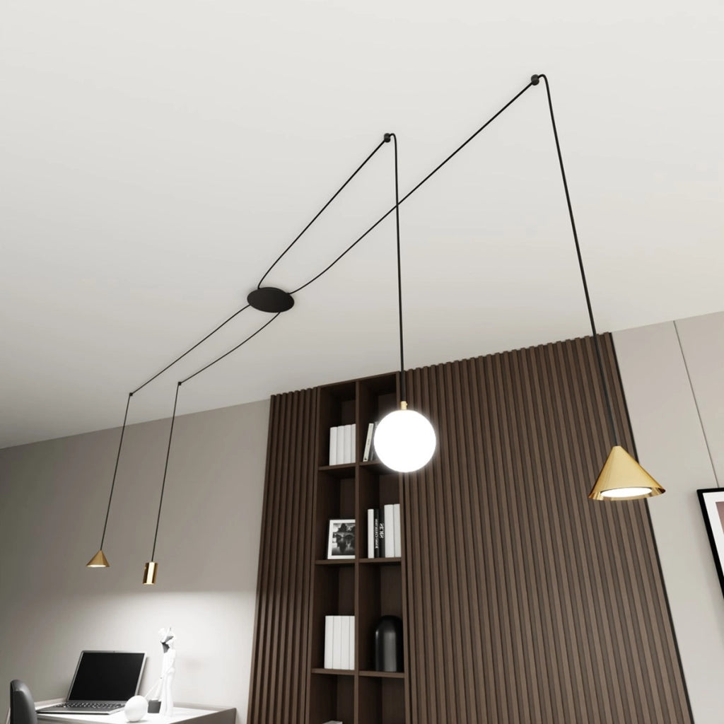 Lampada a sospensione Fuji in acciaio oro e nero