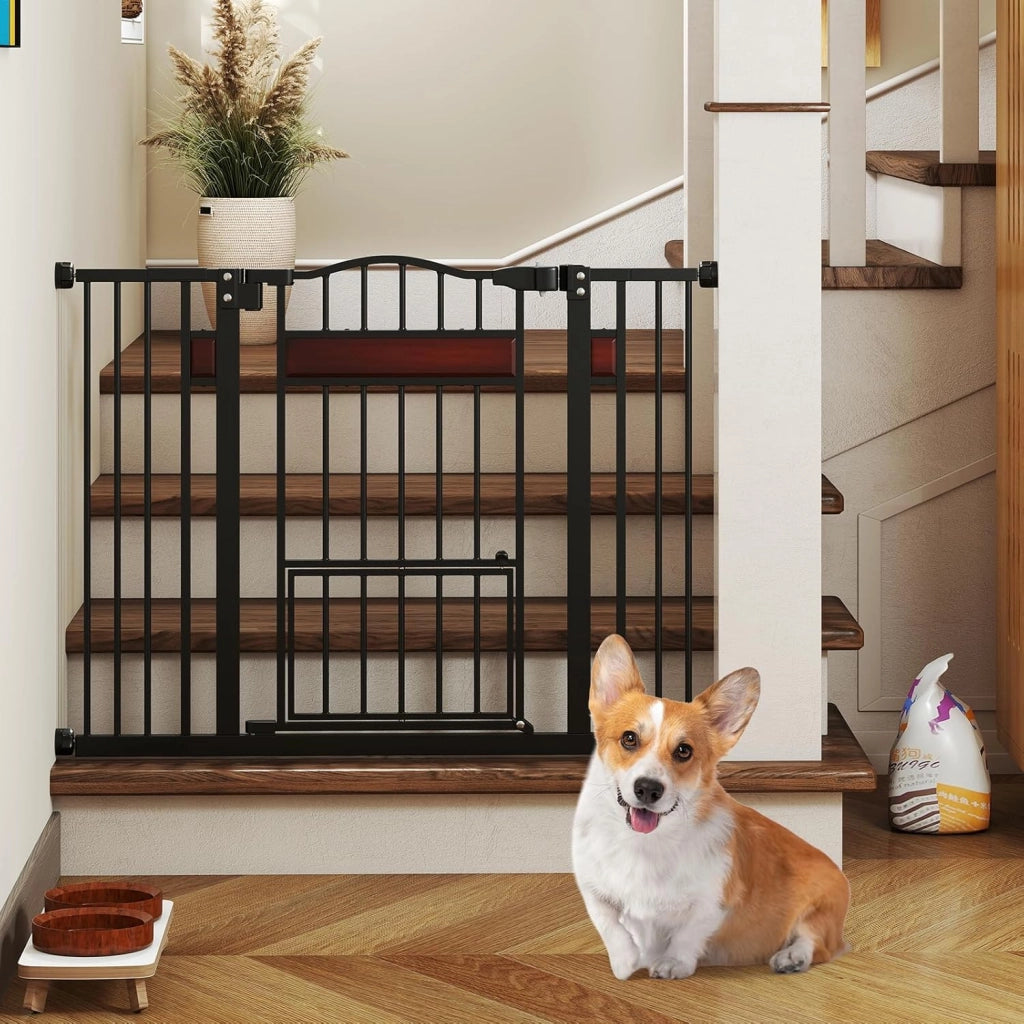 Cancelletto per Cani per Aperture 74-104 cm, Cancello per Cani con Porta Piccola, 2 Estensioni e Doppio Blocco, Cancelletto in Metallo da Interno per Cucina, Scale e Soggiorno (Nero)