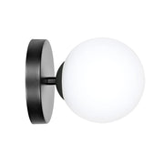 Applique A 1 Luce Hallador In Acciaio Nero E Sfera In Vetro Opalino