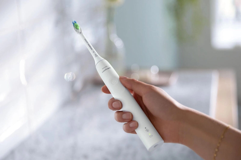 Philips Sonicare 4100 Series Spazzolino elettrico sonico nero HX3681/33
