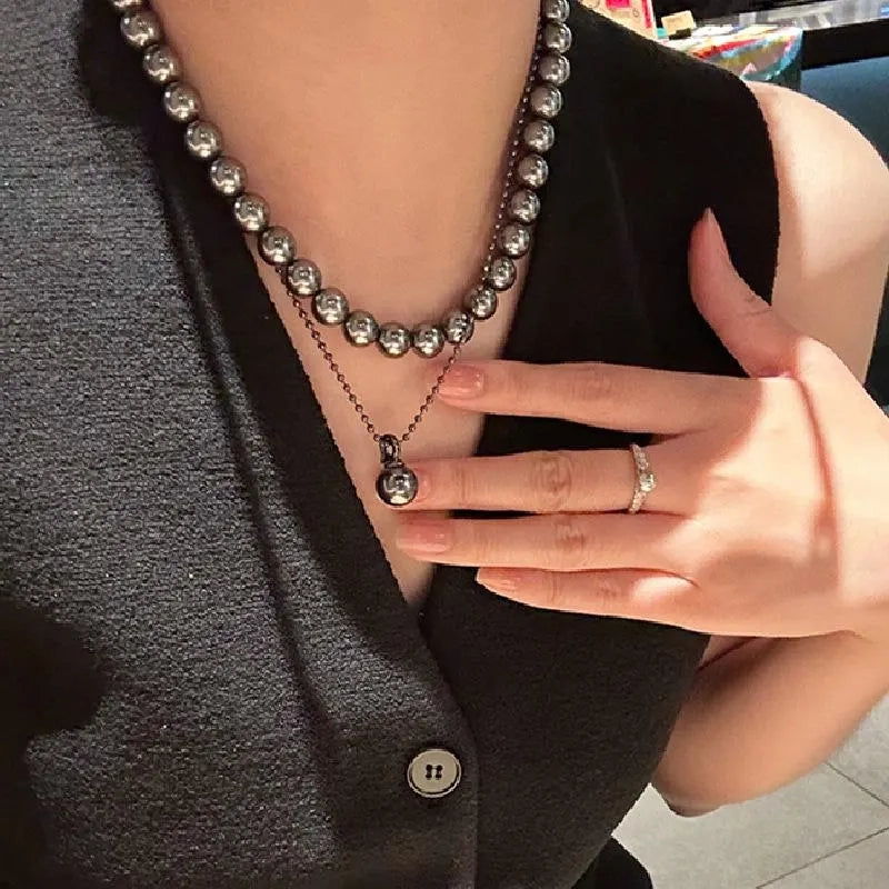 Collana a doppio strato con perle grigie fatta a mano, regalo di Natale o di compleanno.