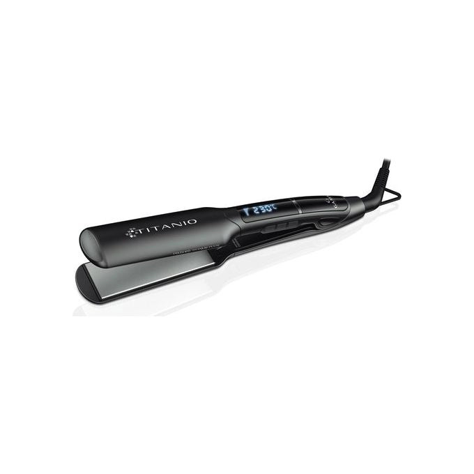 GA.MA Piastra X-Wide Digital Titanio 4D: trafile larghe in titanio, tecnologia agli ioni e ozono, anti crespo, per look liscio anche su capelli difficili e voluminiosi, temperatura regolabile da 150 a 230°C, auto spegnimento
